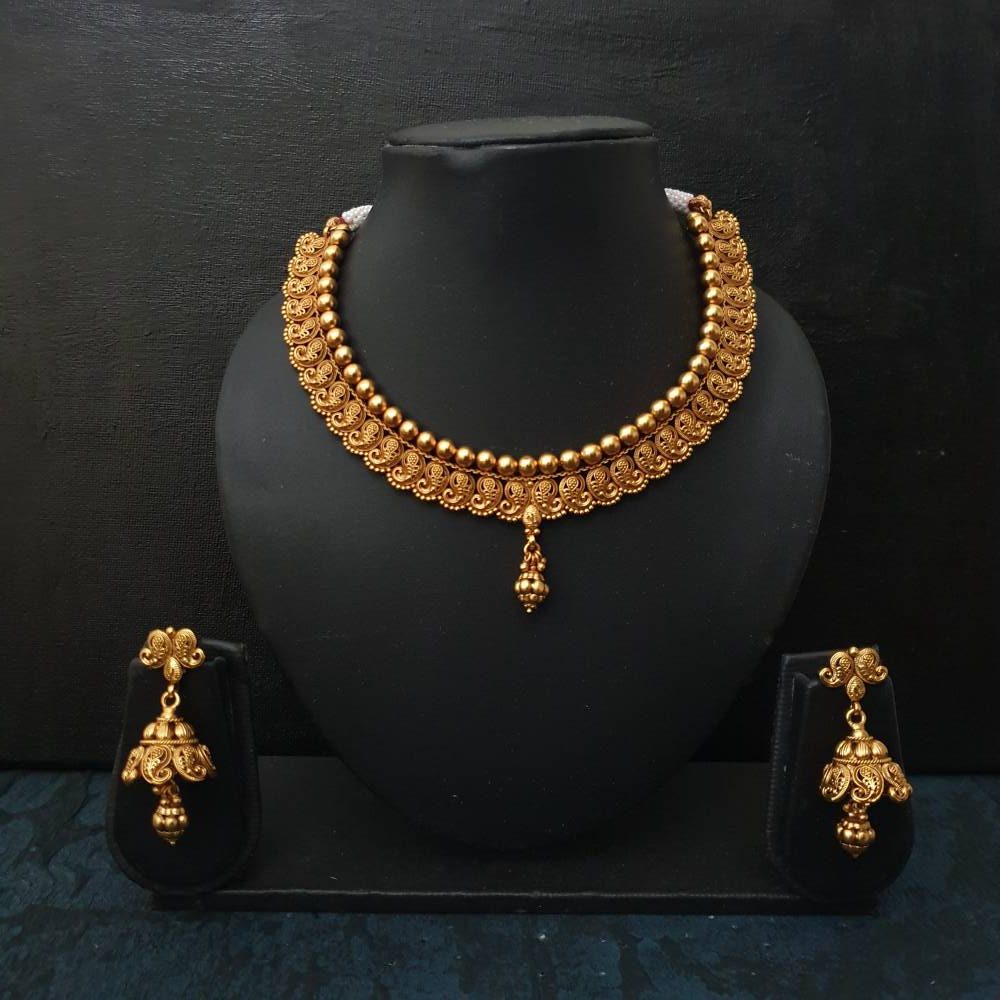 Antique Plain Necklace Set With Matte Gold Plating - Vaarana.com